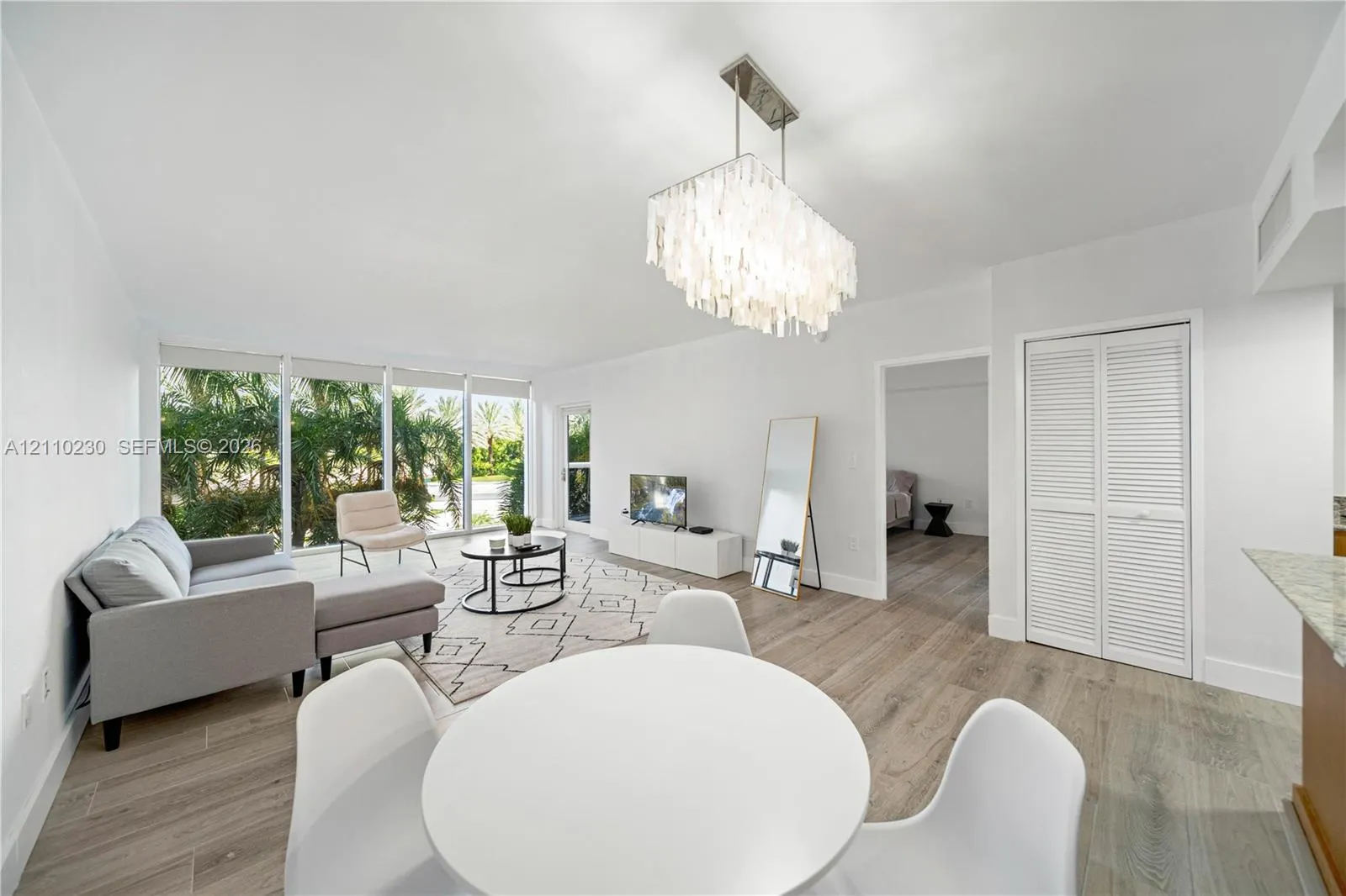 10275 Collins Avenue #224