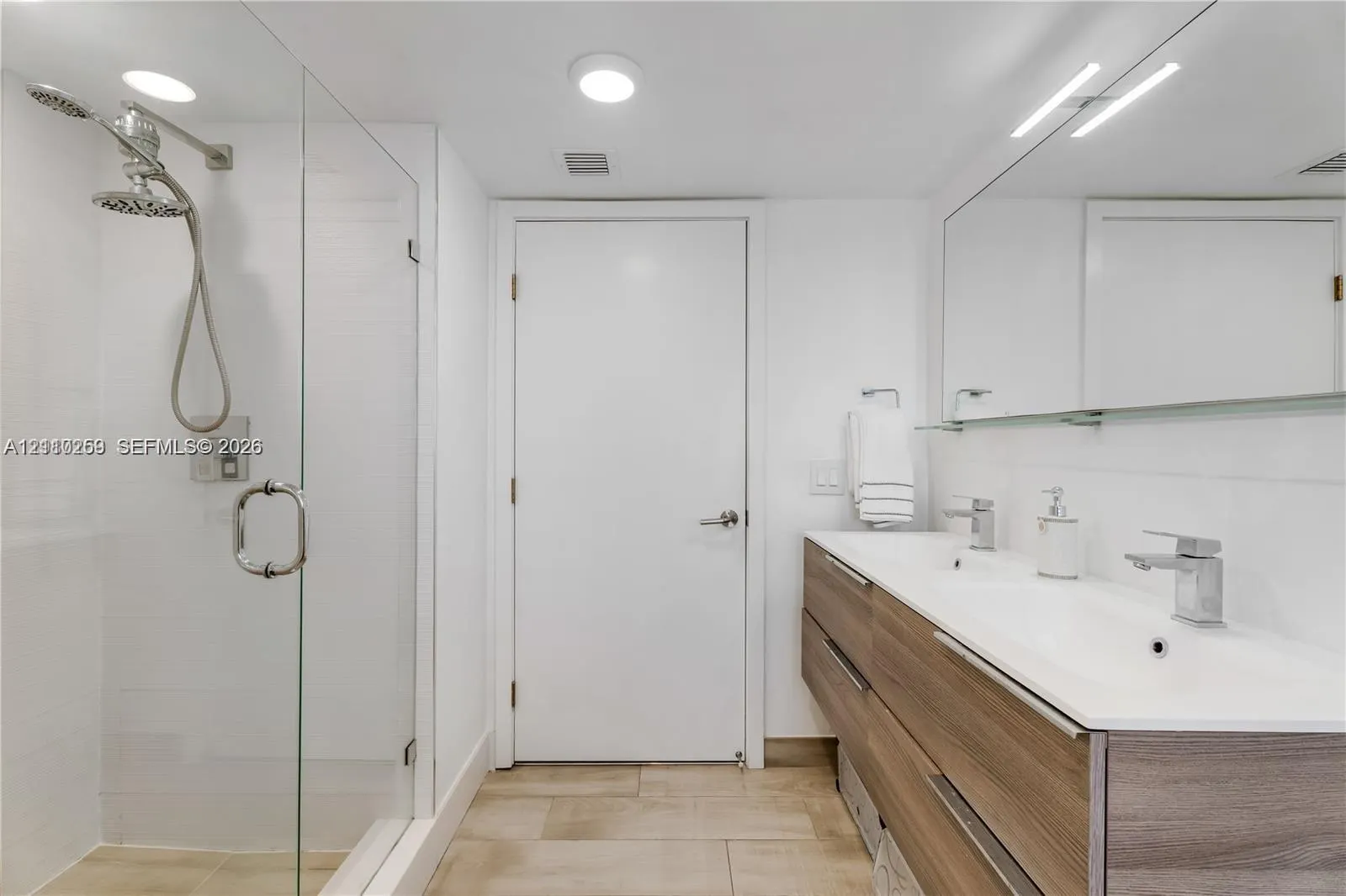 9261 E Bay Harbor Drive #607