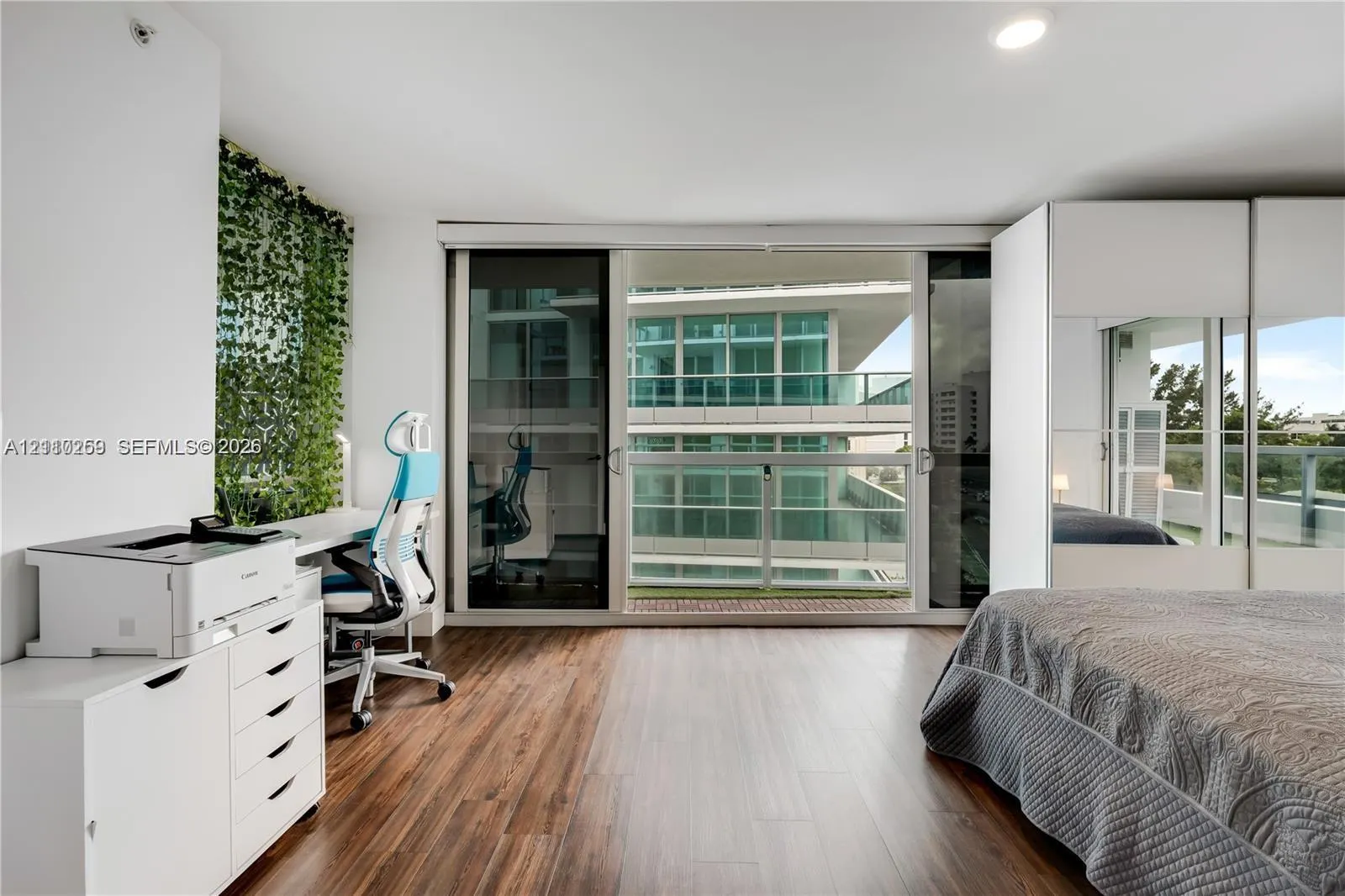 9261 E Bay Harbor Drive #607