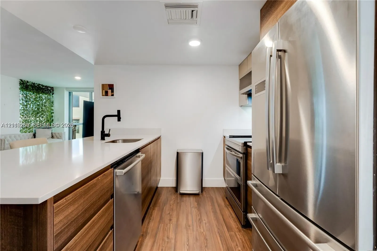 9261 E Bay Harbor Drive #607