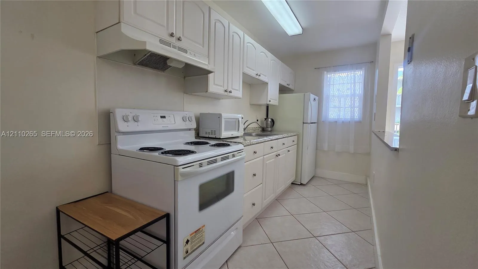 415 NE 2nd Street #106