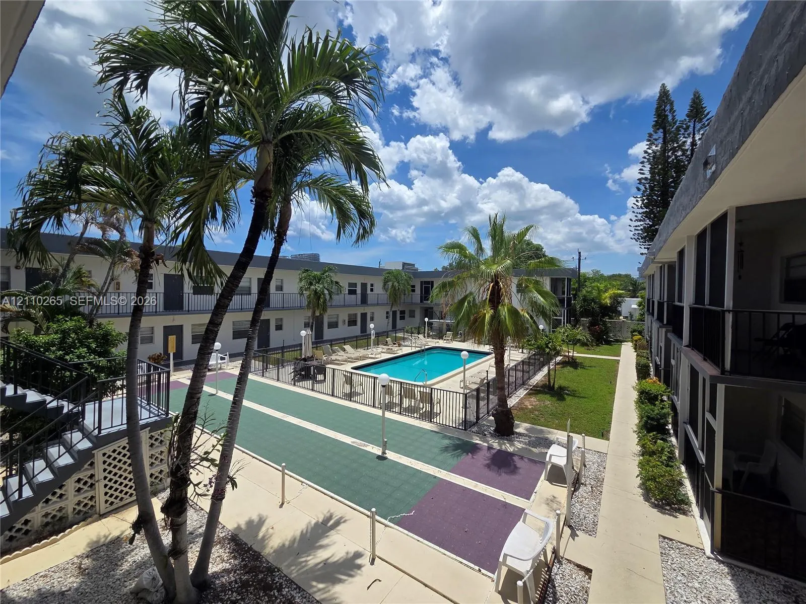 415 NE 2nd Street #106