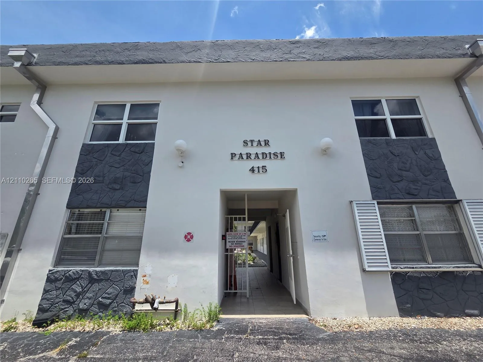 415 NE 2nd Street #106