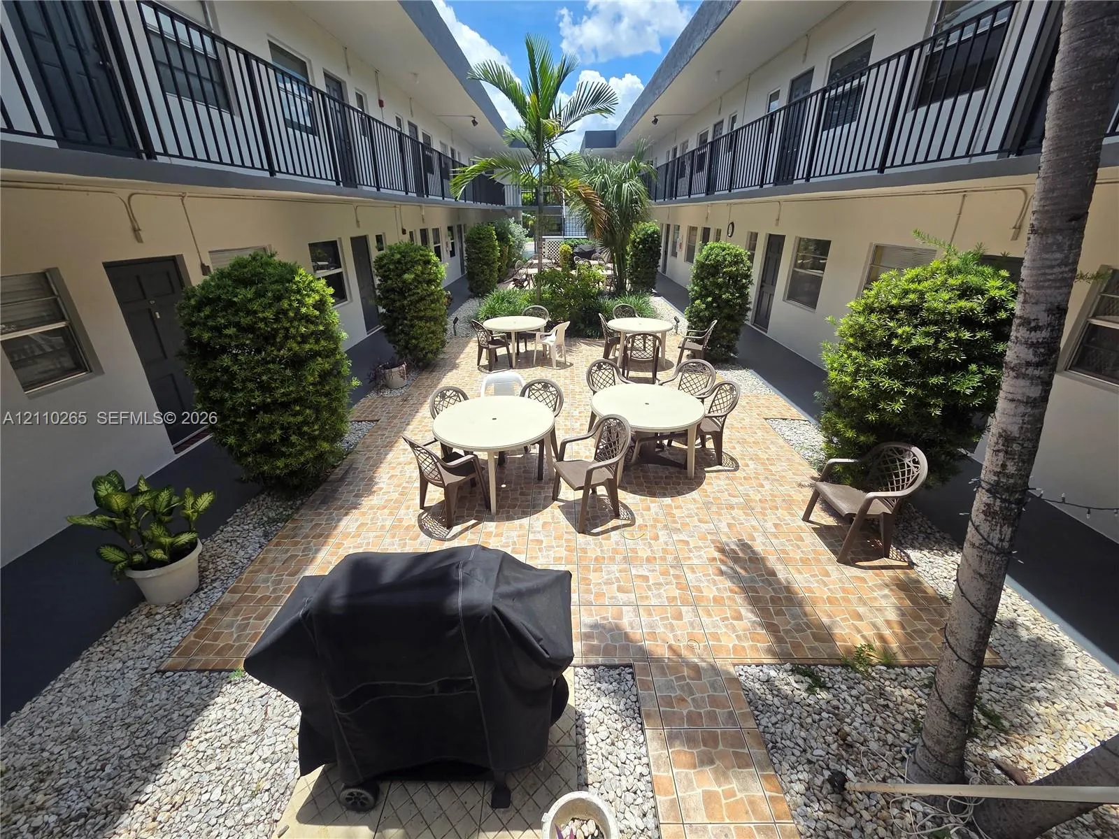 415 NE 2nd Street #106