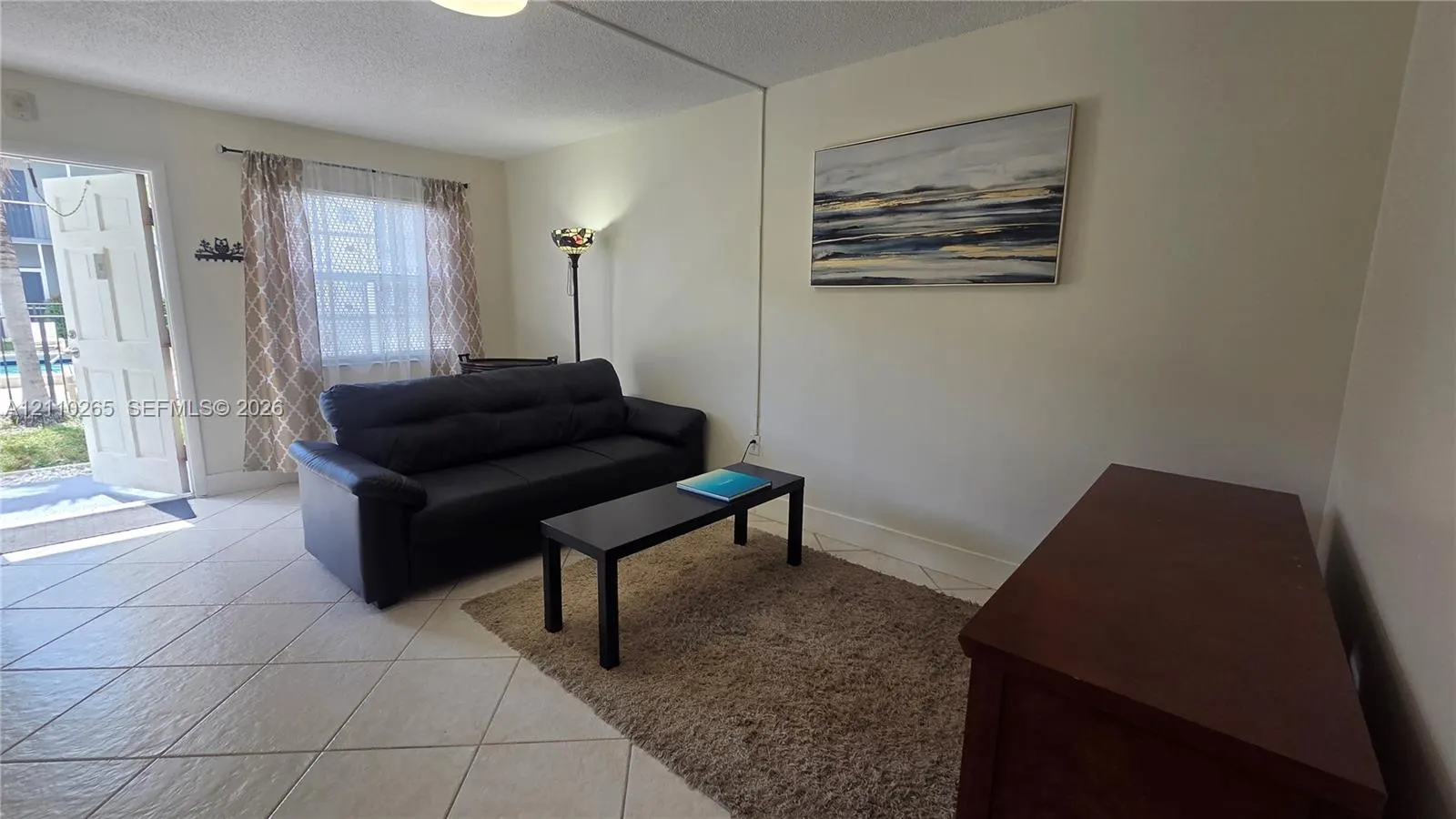 415 NE 2nd Street #106