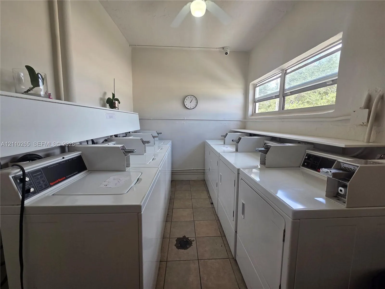 415 NE 2nd Street #106