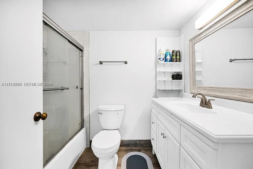 18041 Biscayne Boulevard #1201
