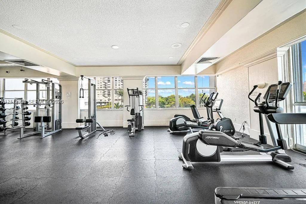 18041 Biscayne Boulevard #1201
