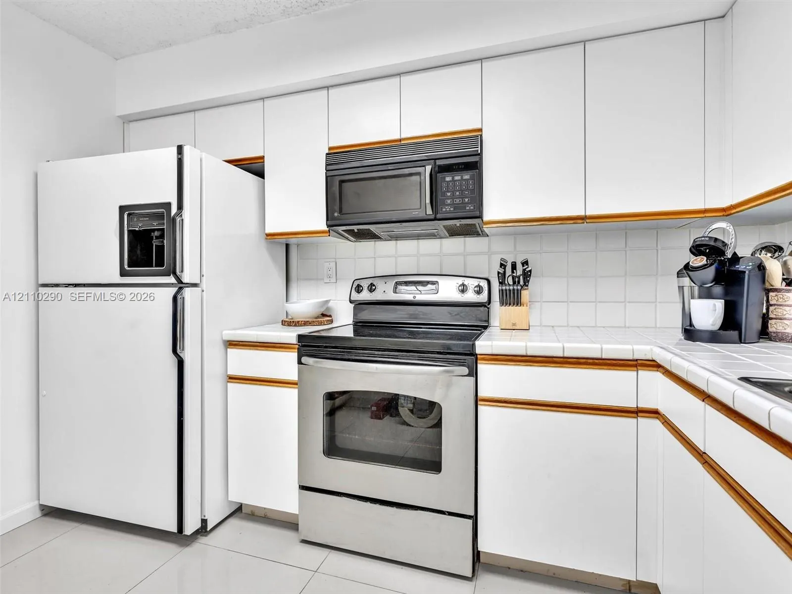 3530 Mystic Pointe Drive #303