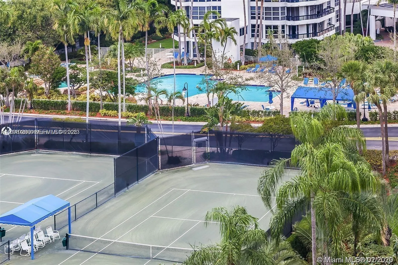 3530 Mystic Pointe Drive #303