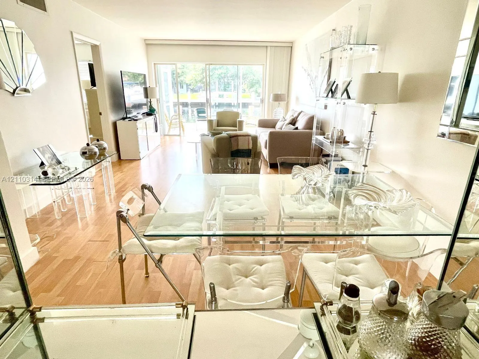 465 Paradise Isle Boulevard #101