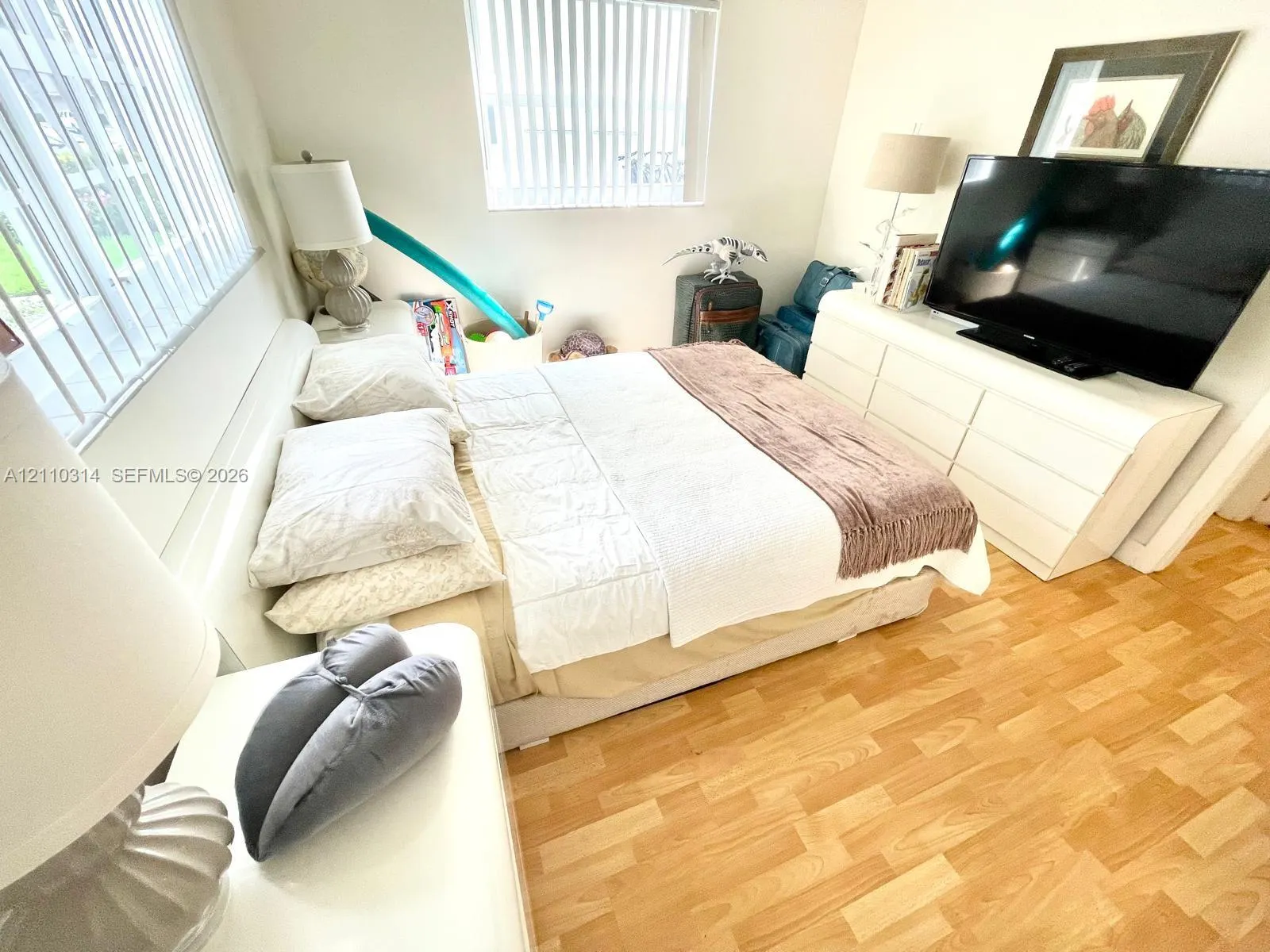 465 Paradise Isle Boulevard #101