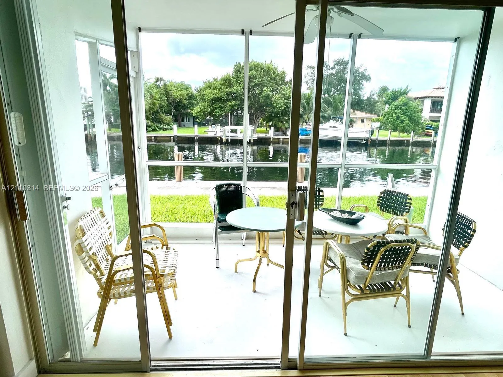 465 Paradise Isle Boulevard #101