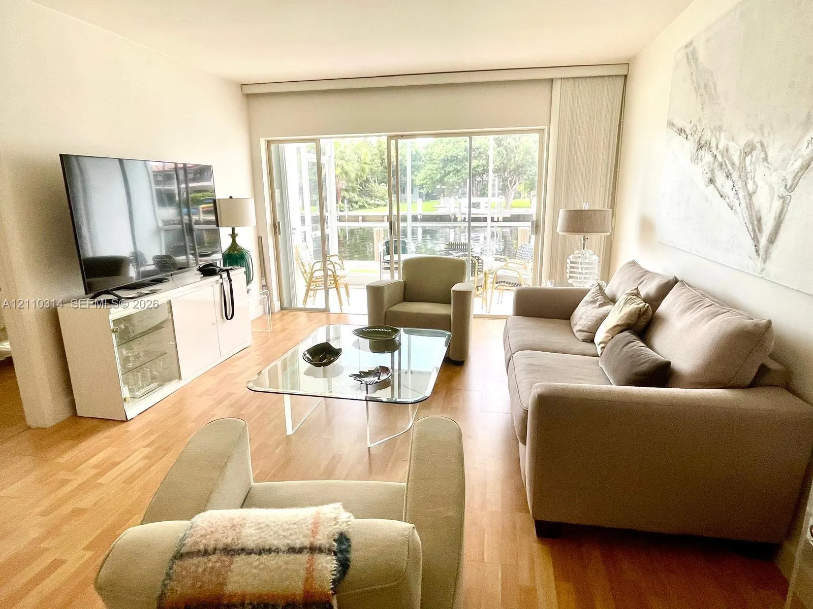 465 Paradise Isle Boulevard #101