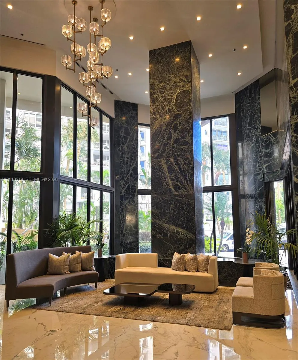 10175 Collins Avenue #208