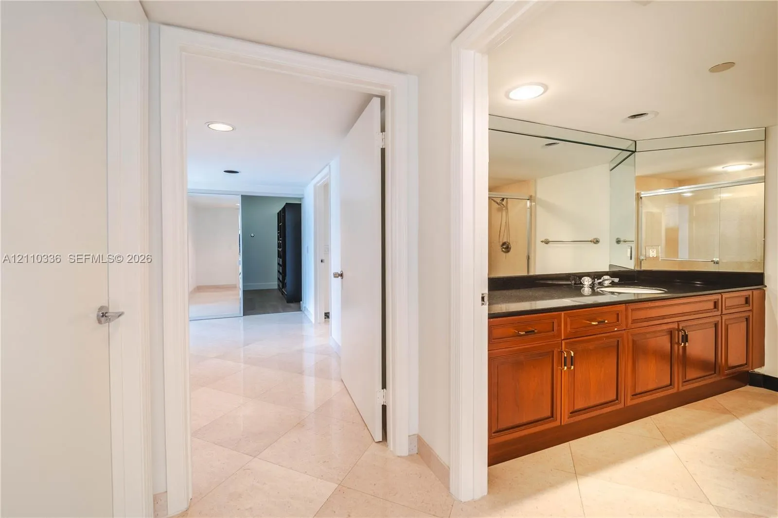 16445 Collins Avenue #WS-7B
