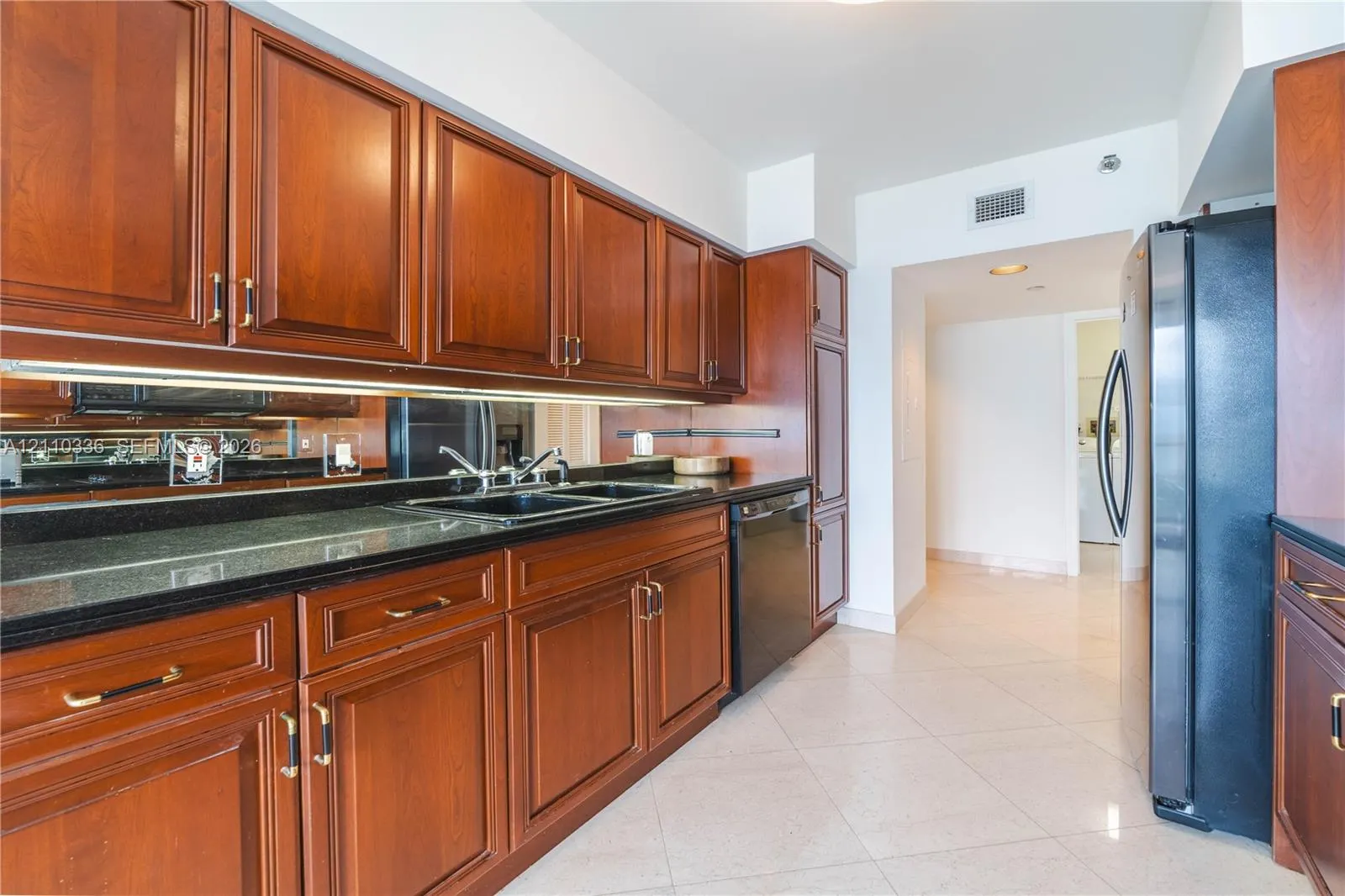 16445 Collins Avenue #WS-7B