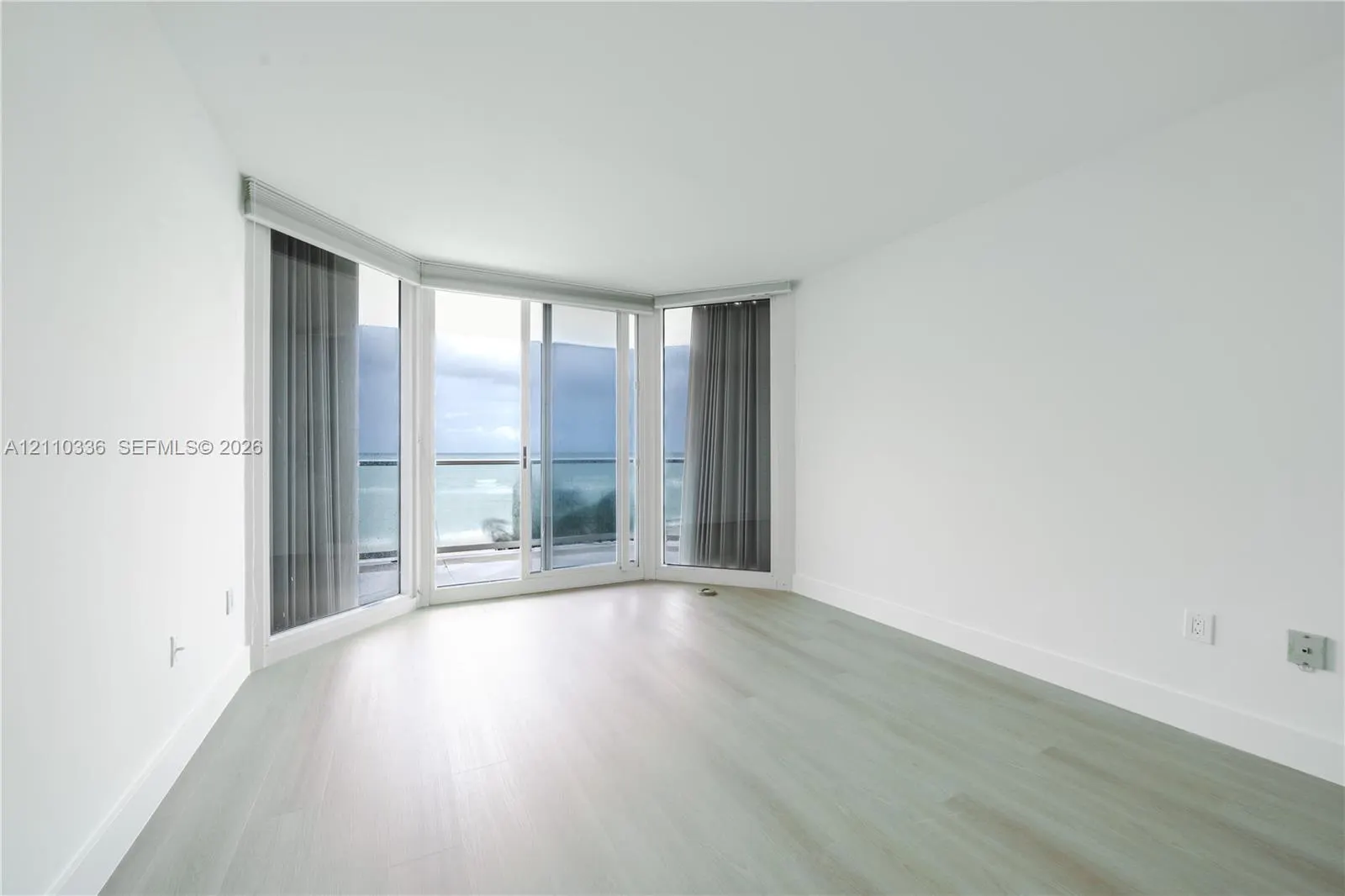 16445 Collins Avenue #WS-7B