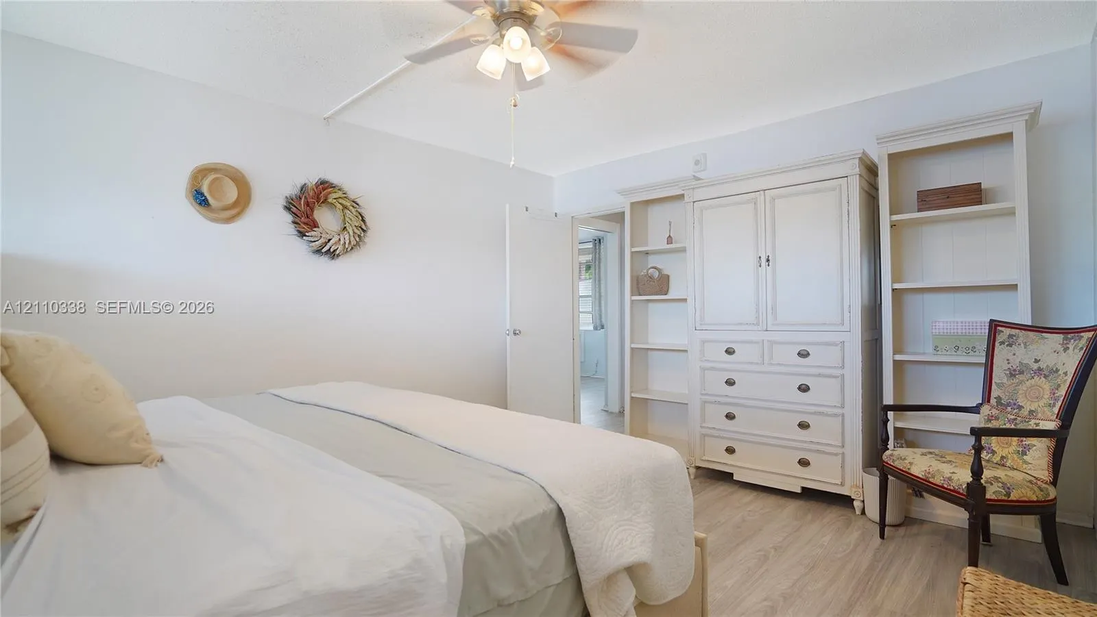 401 N Riverside Drive #105
