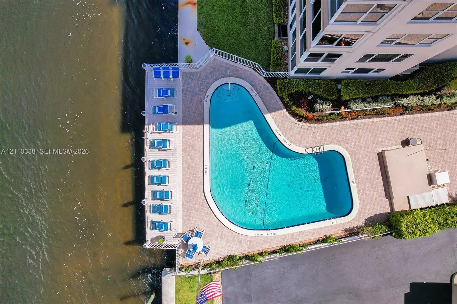 401 N Riverside Drive #105