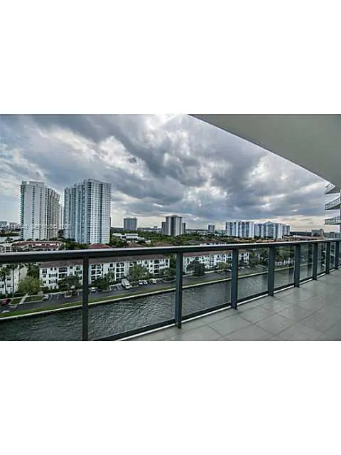 3250 NE 188 Street #905