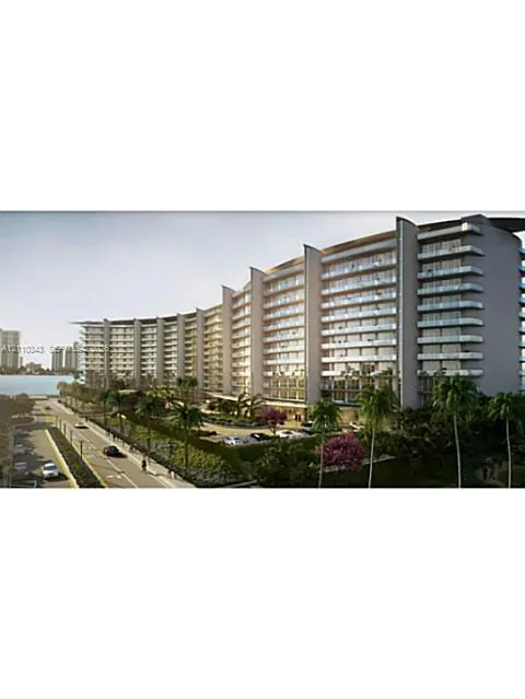 3250 NE 188 Street #905