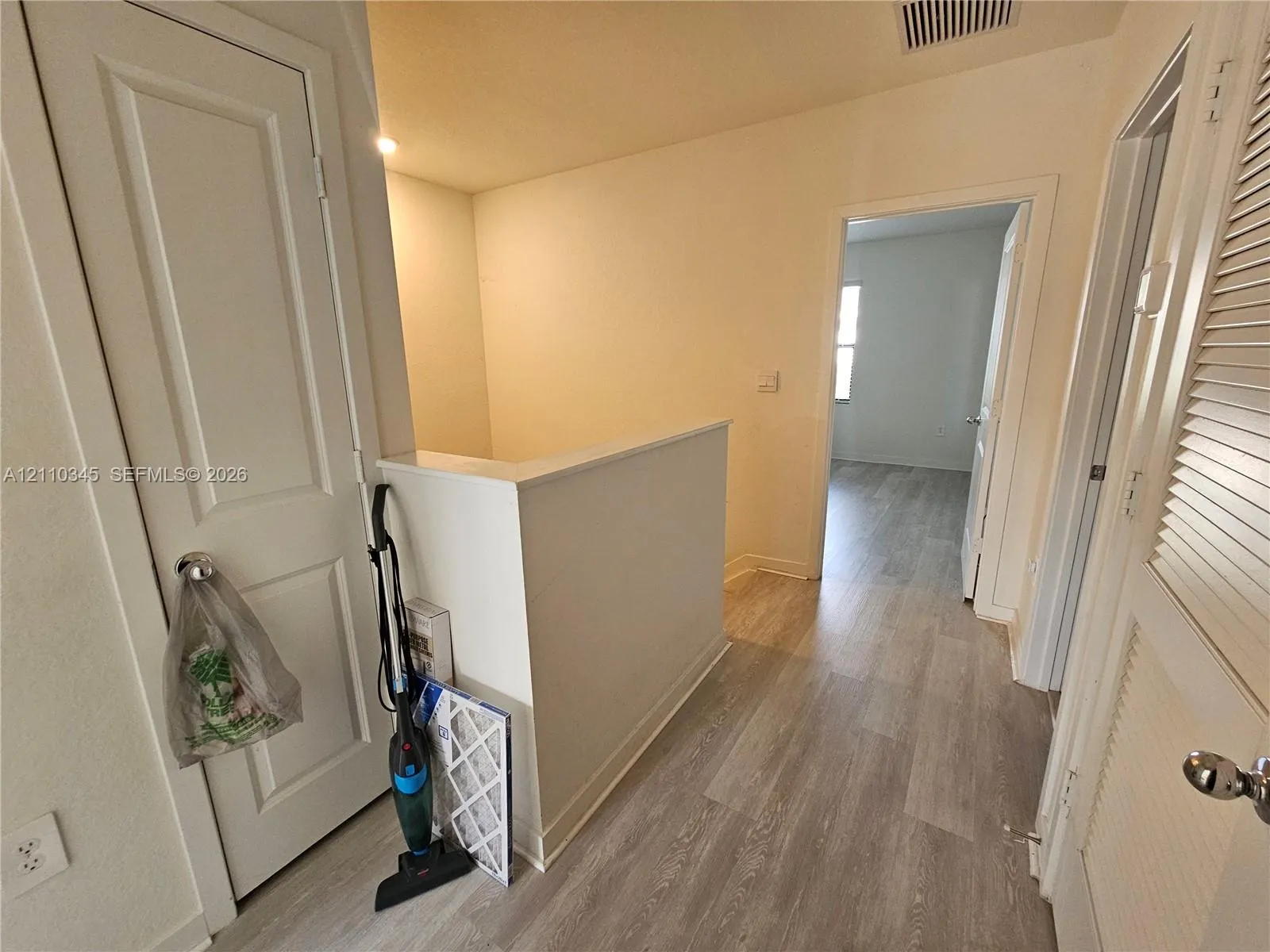 465 NE 12th Street