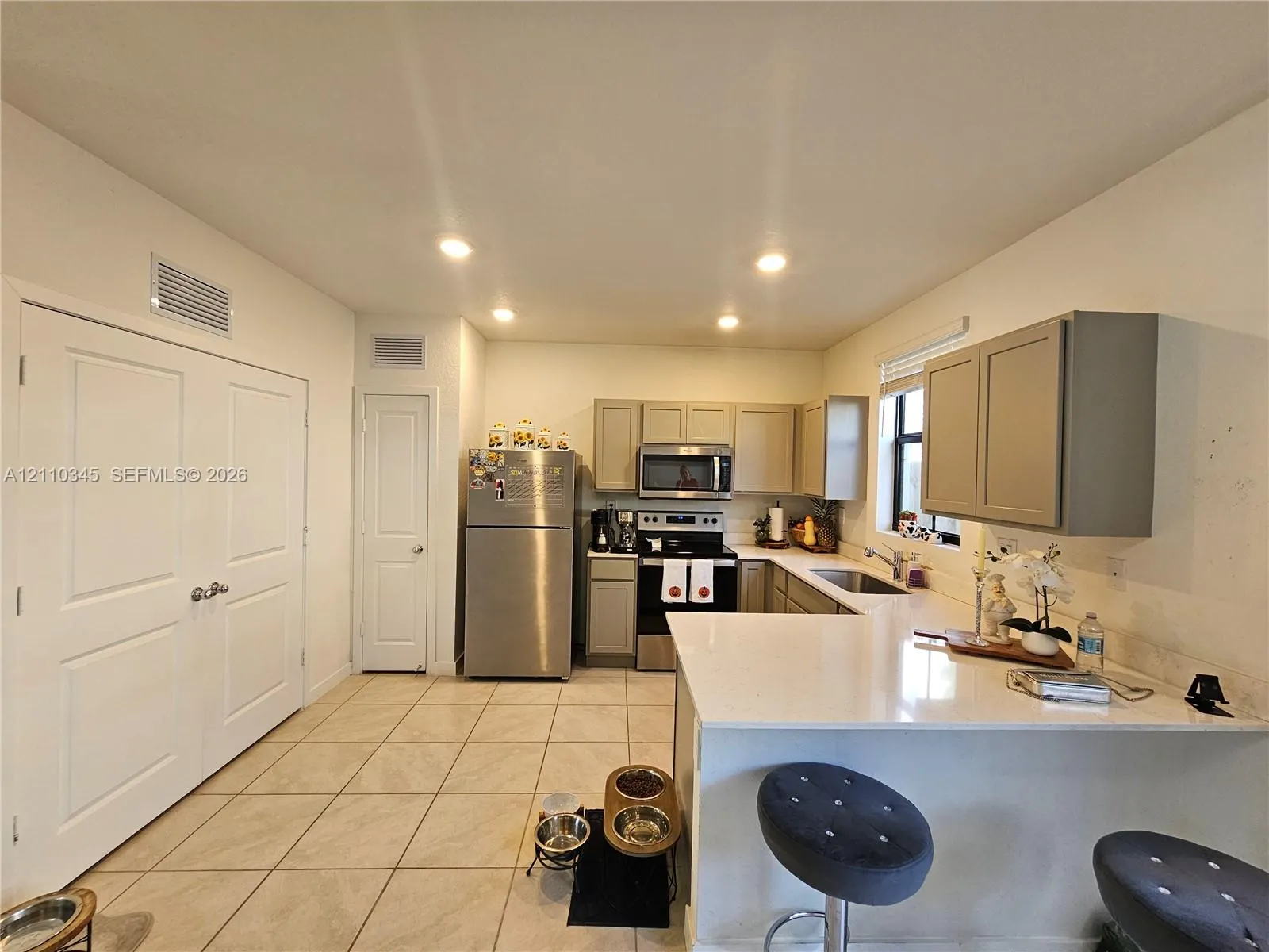 465 NE 12th Street