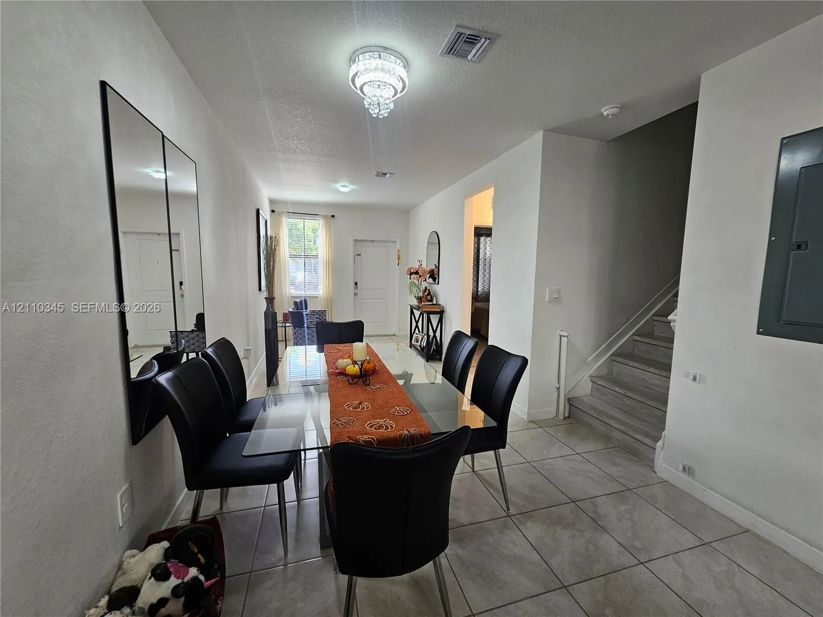 465 NE 12th Street
