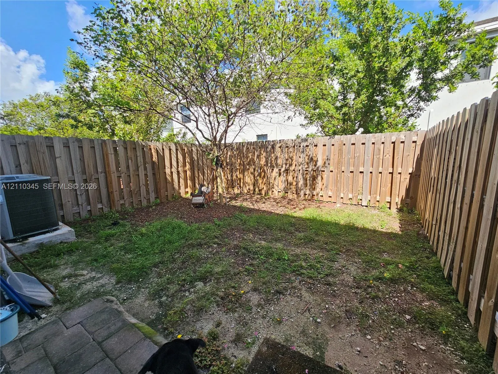 465 NE 12th Street