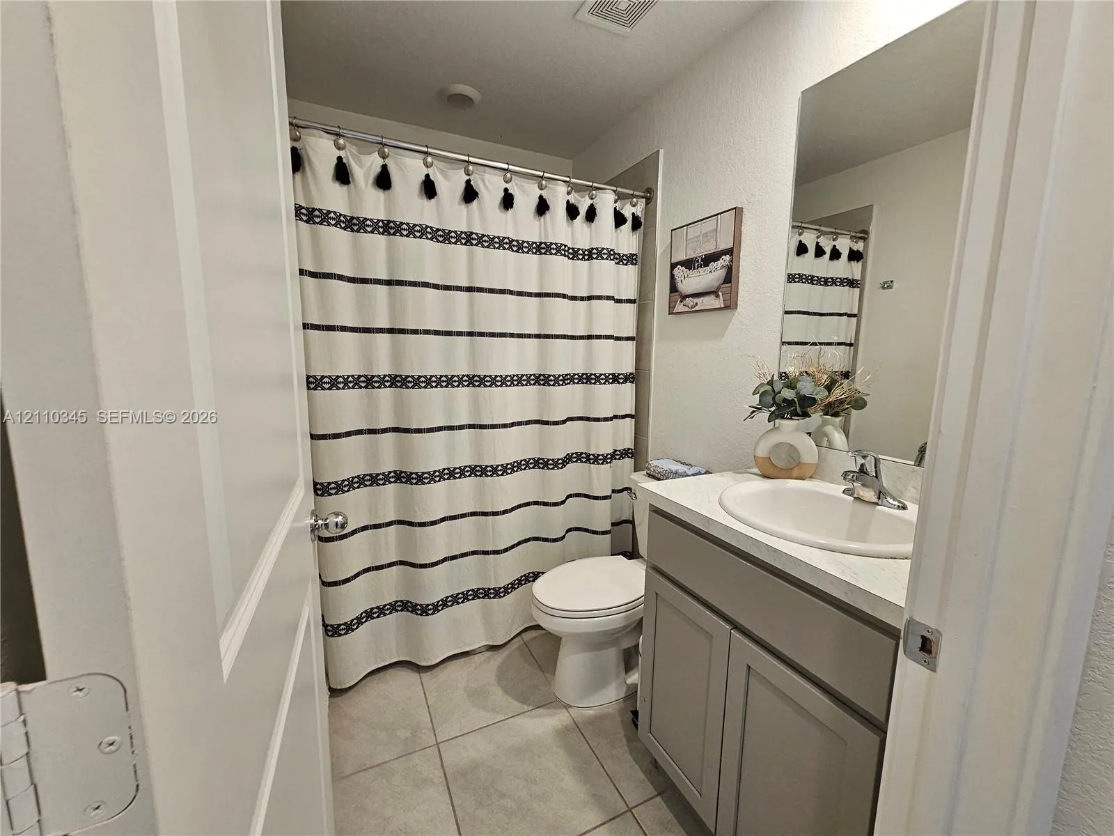 465 NE 12th Street