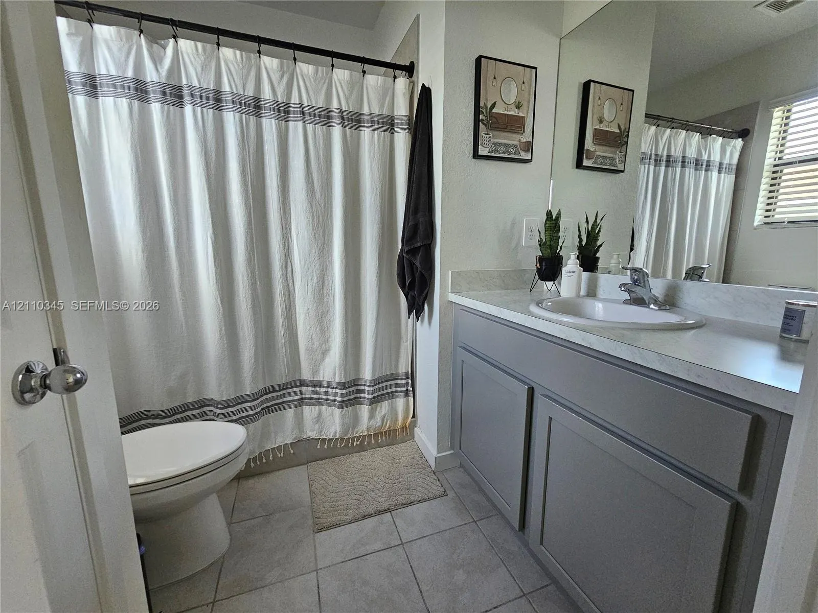 465 NE 12th Street