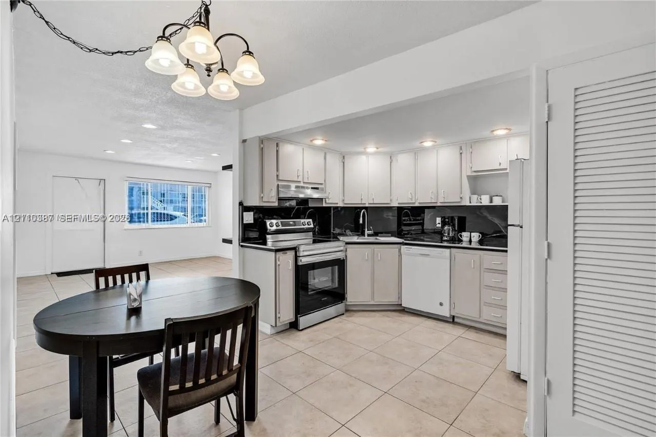 2175 NE 56th Street #107