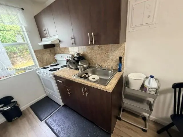 1607 NW 16th Avenue #5