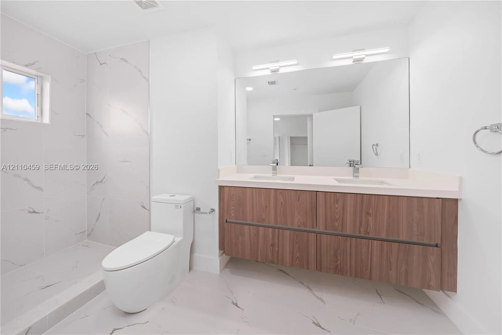 32 NW 14th Avenue #1