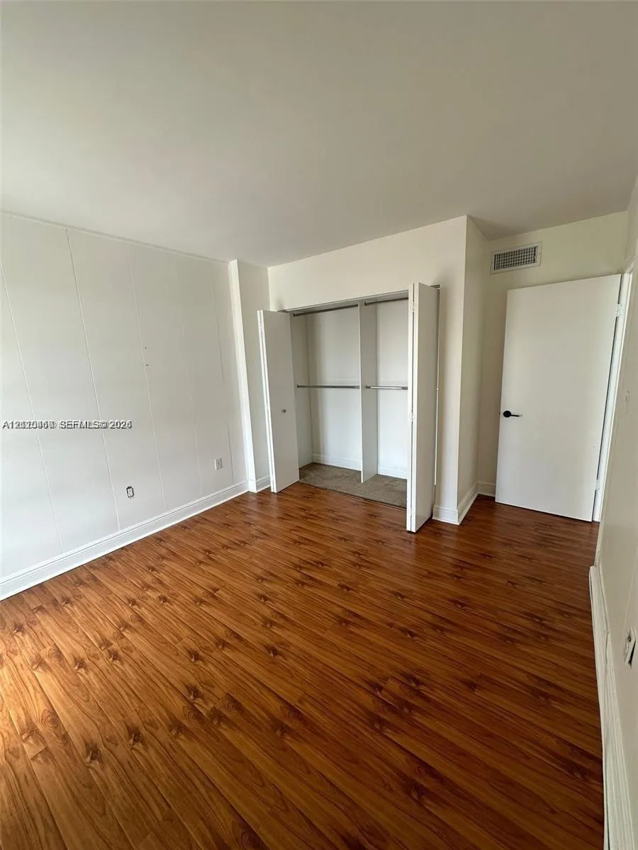 300 NW 42nd Avenue #609
