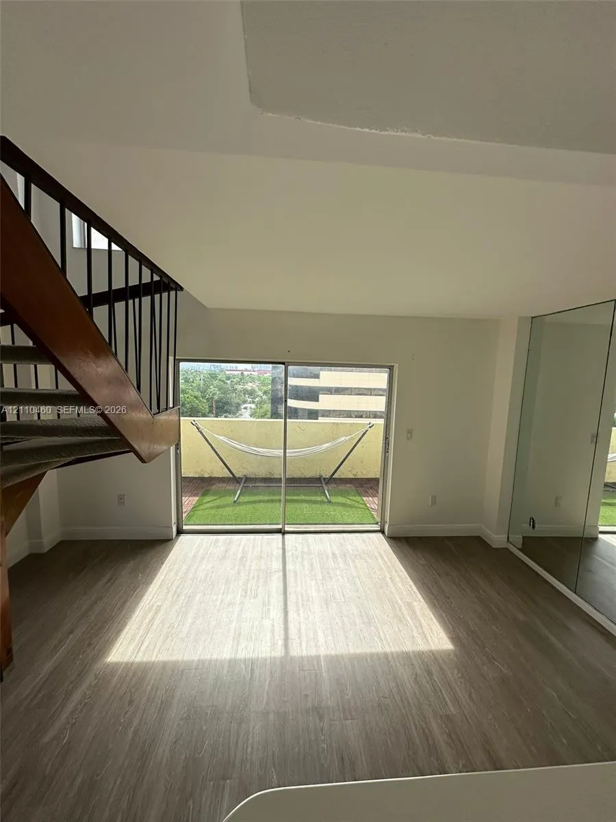 300 NW 42nd Avenue #609