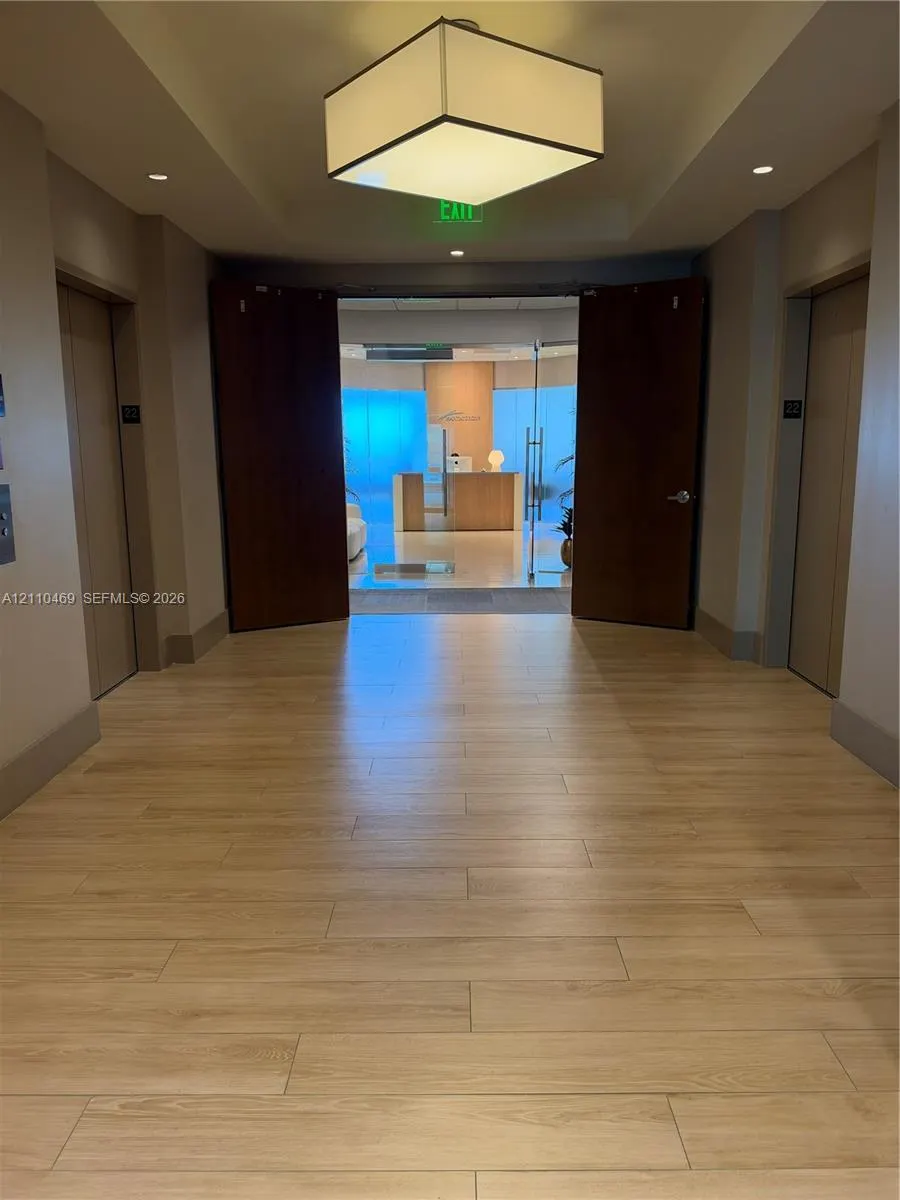 175 SW 7 Street #2201-3