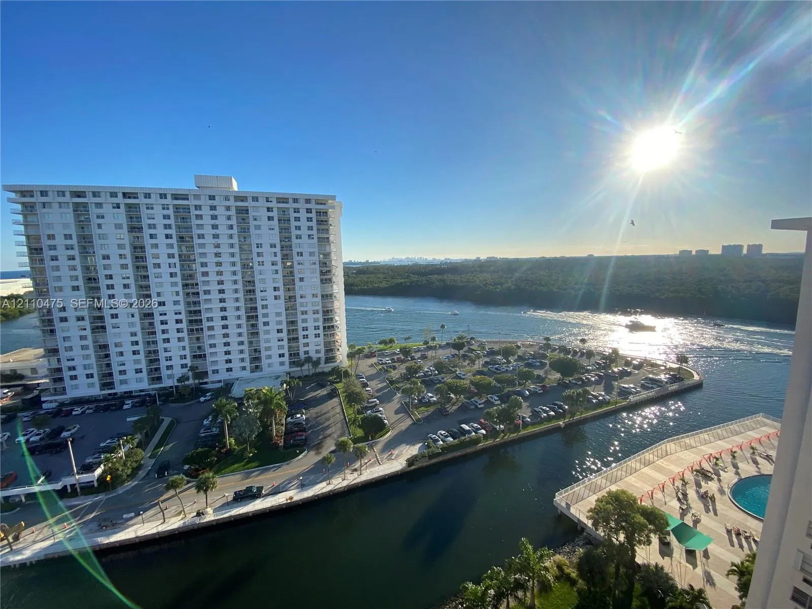 400 Kings Point Drive #601