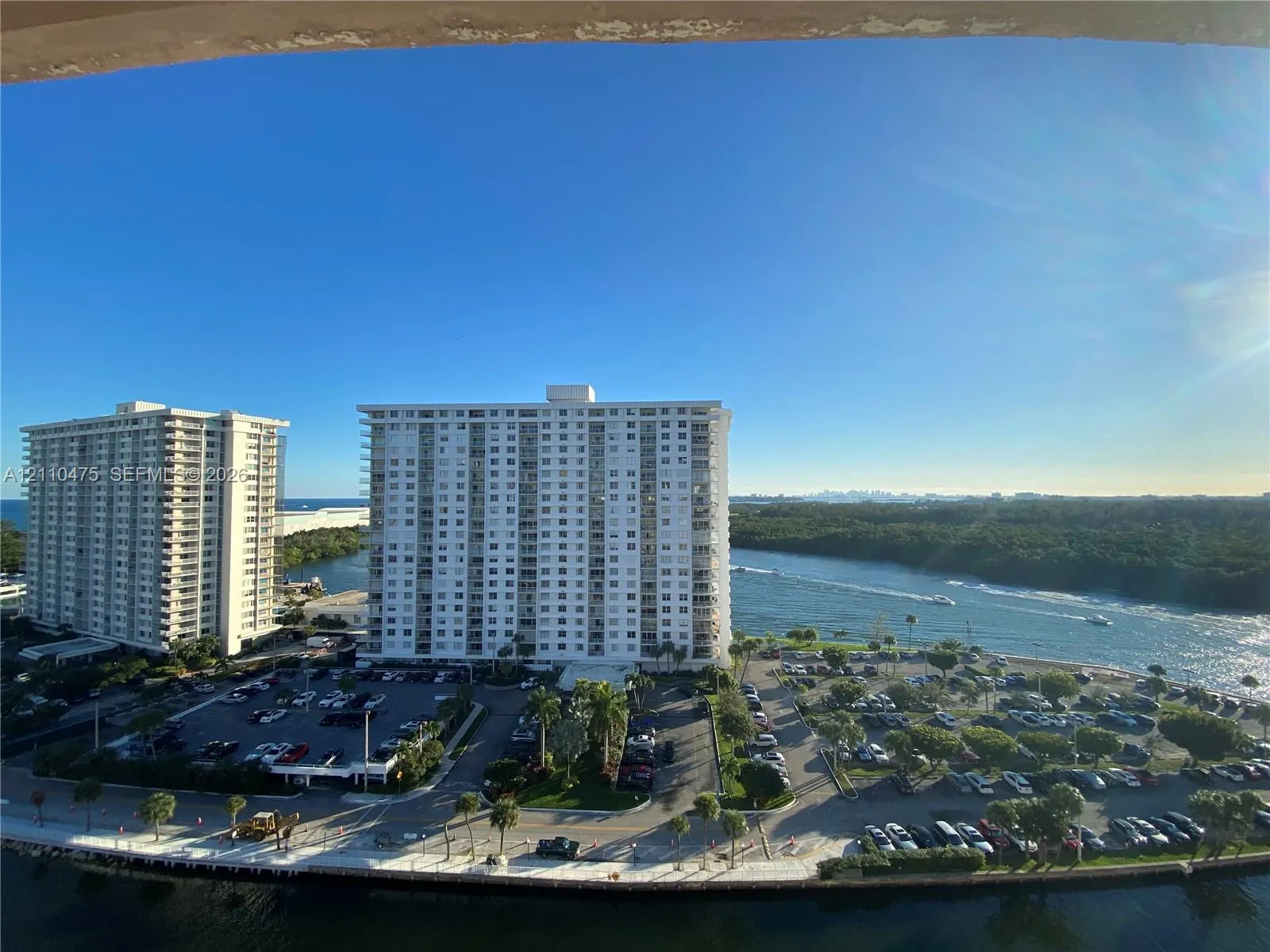 400 Kings Point Drive #601