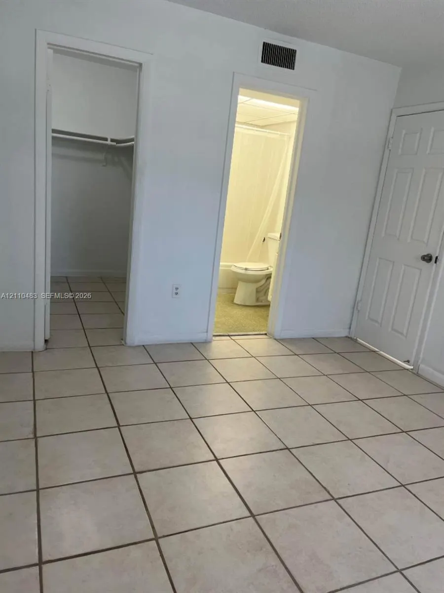 2135 SW 6th Street #3
