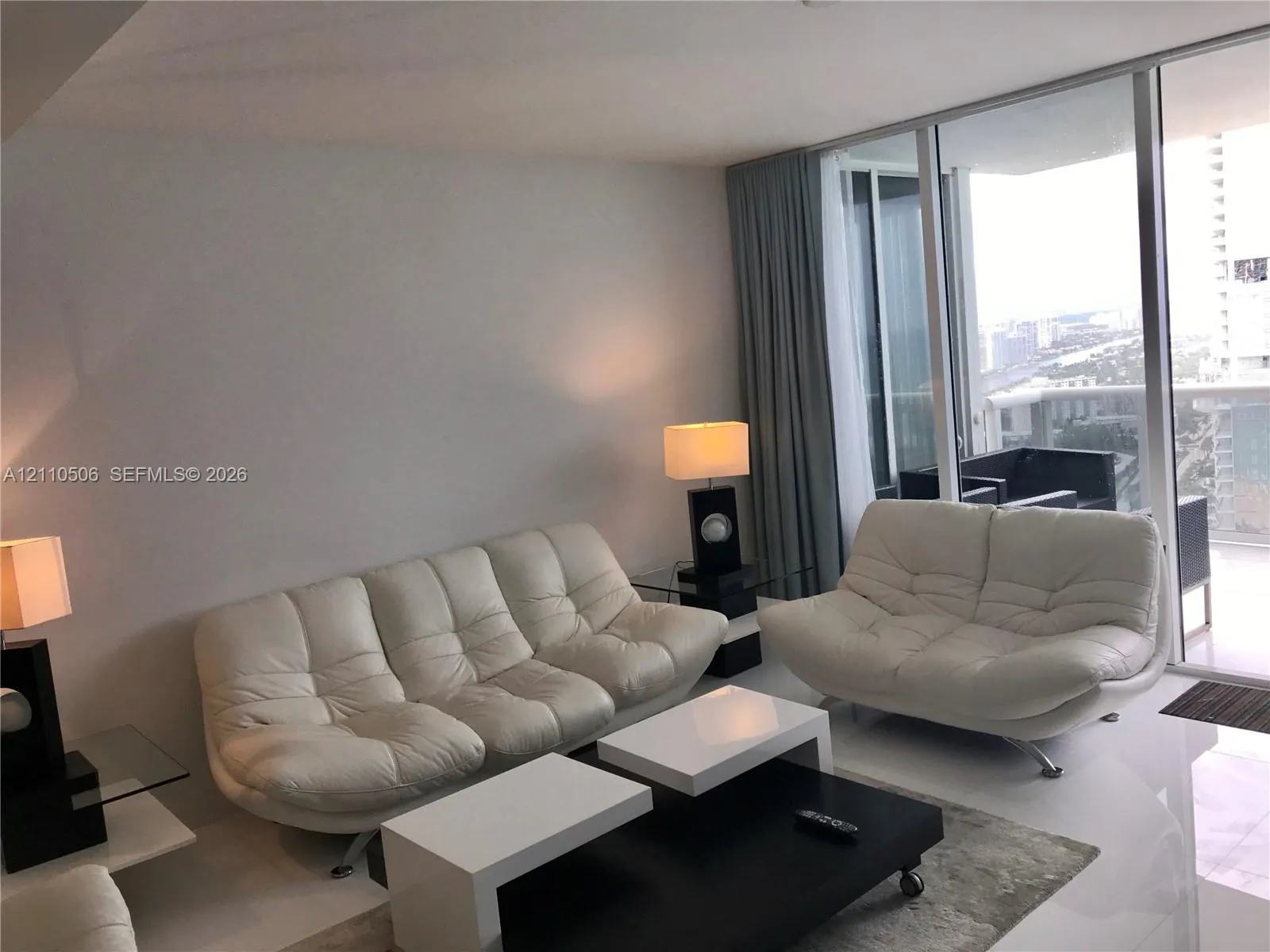 18201 Collins Avenue #5104