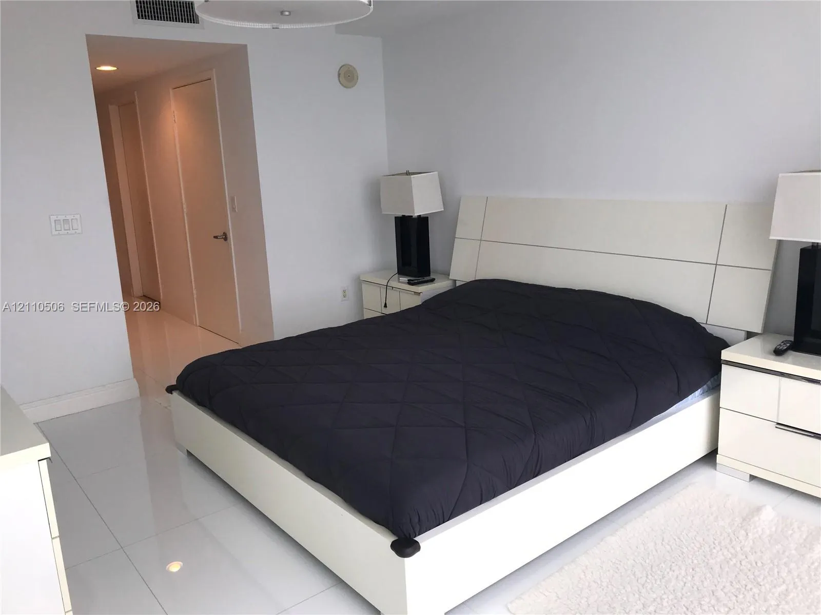 18201 Collins Avenue #5104