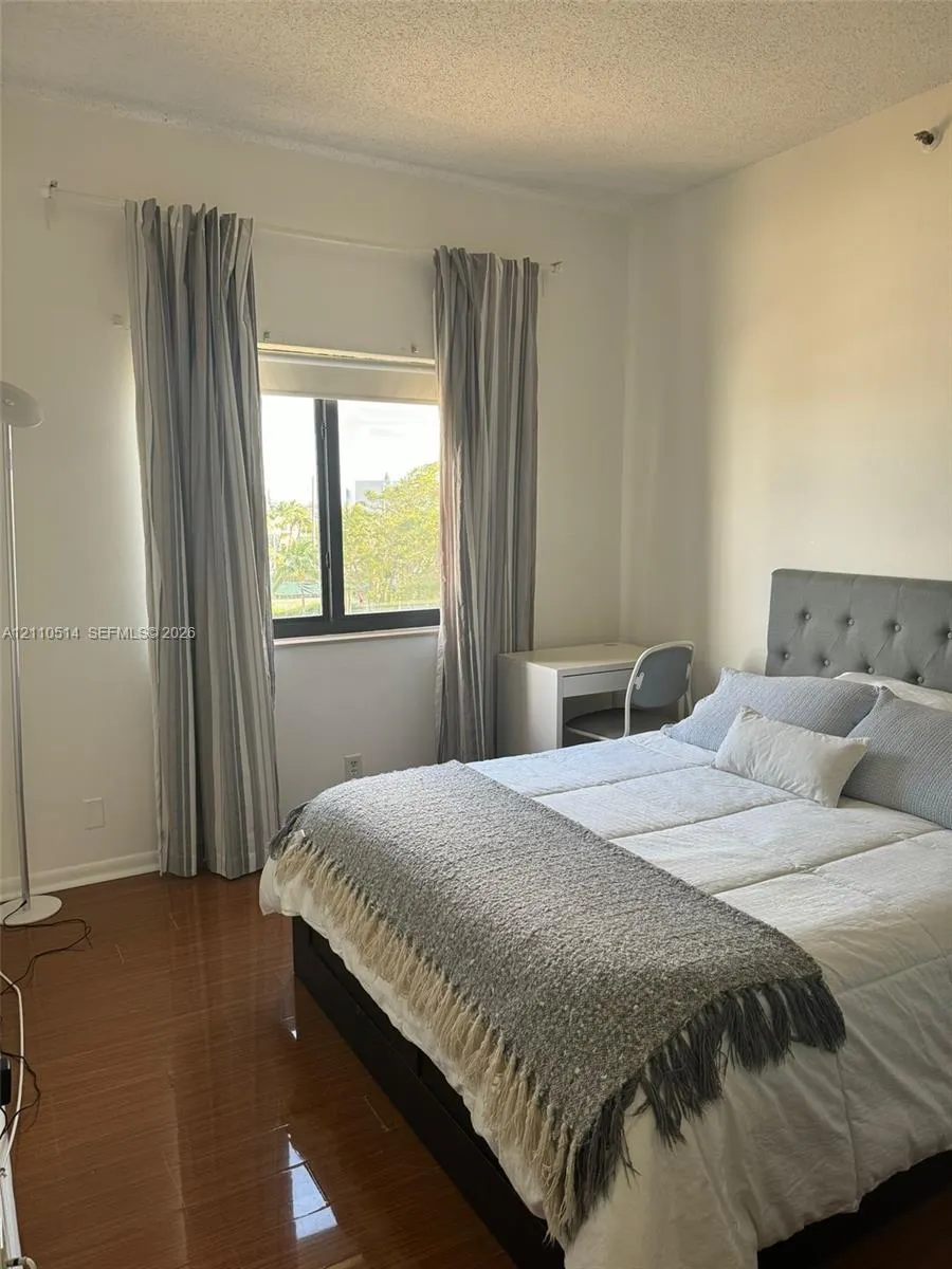8816 Collins Avenue #304