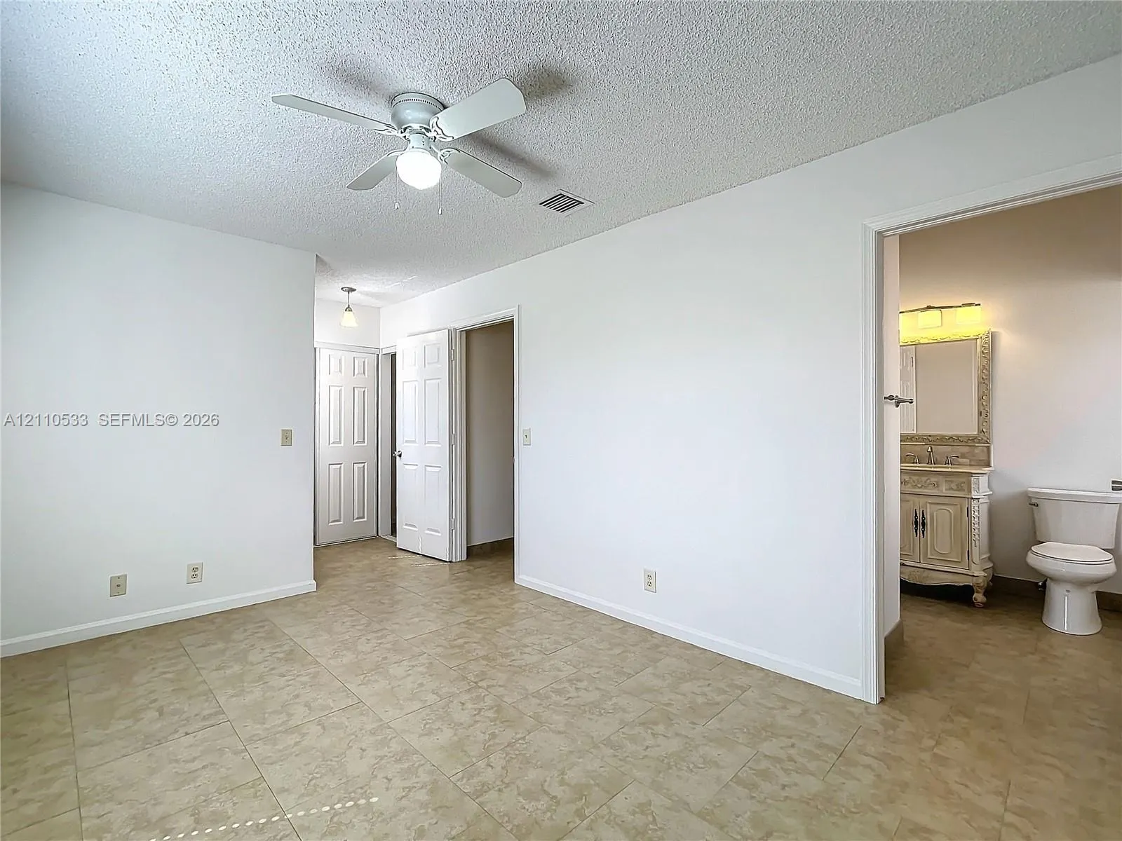 20 Via De Casas Sur #202