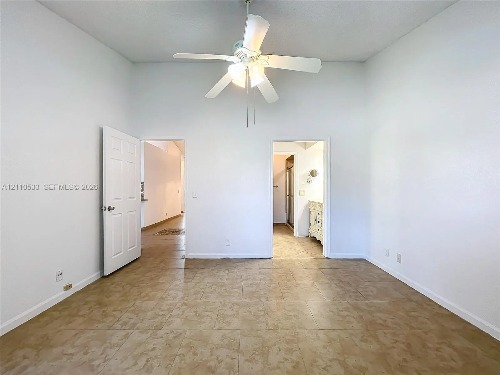 20 Via De Casas Sur #202