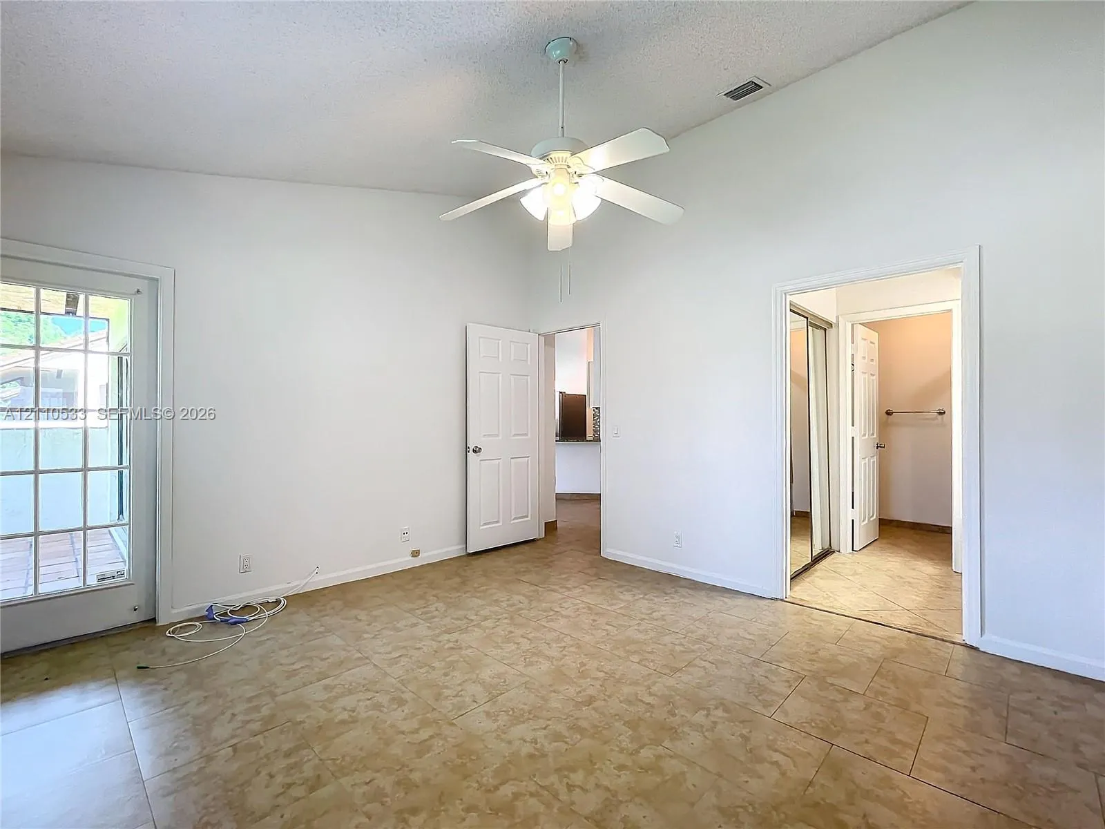 20 Via De Casas Sur #202