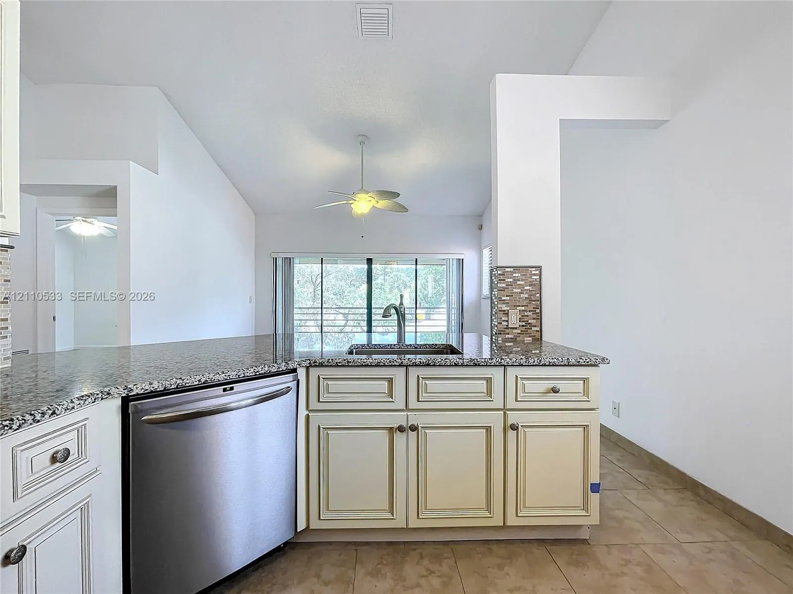 20 Via De Casas Sur #202