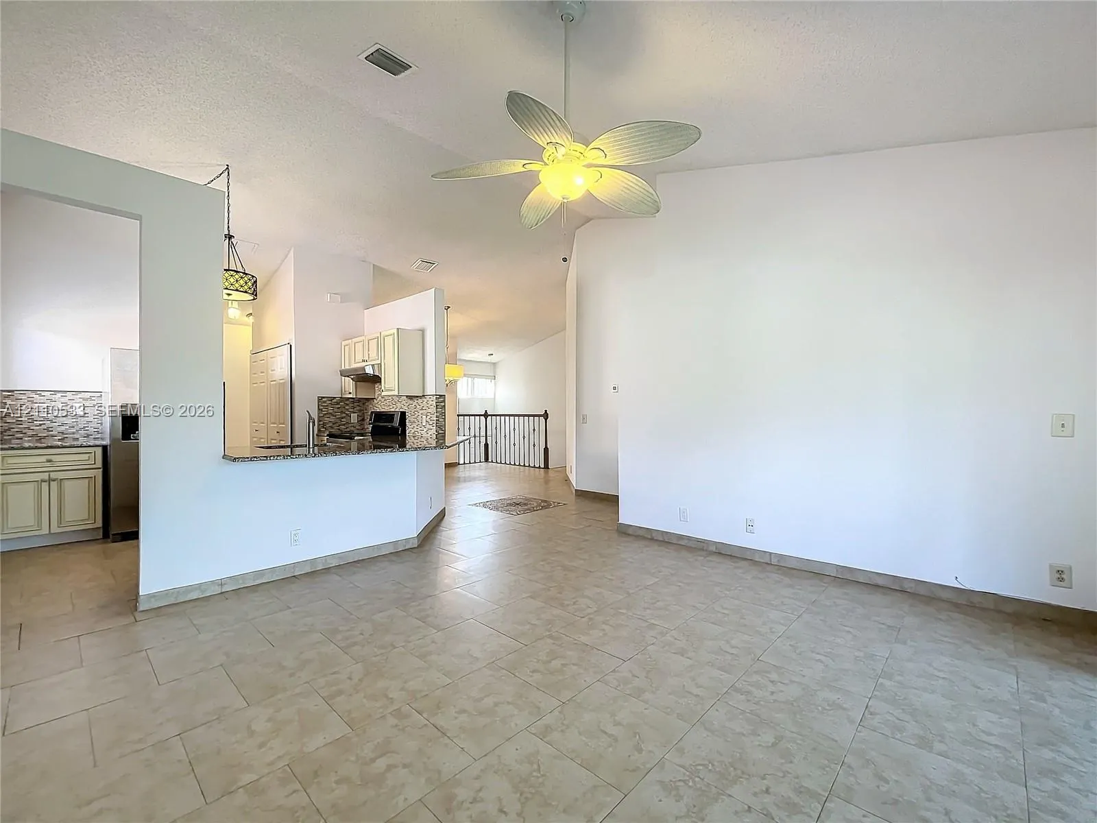 20 Via De Casas Sur #202