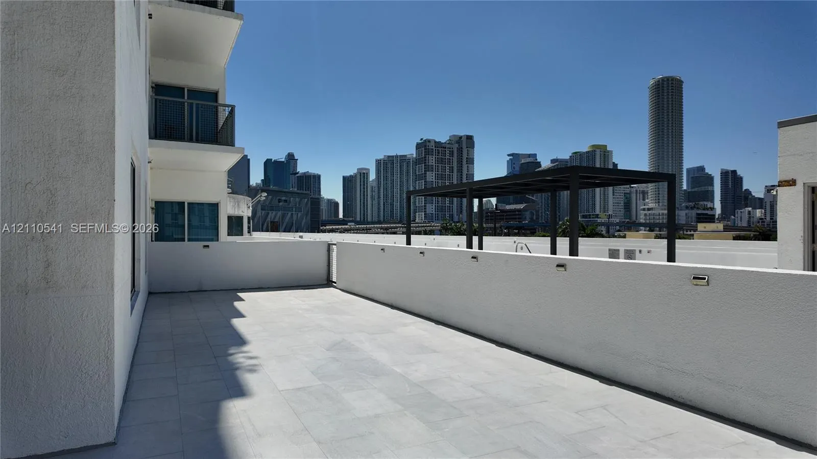 10 S River Drive #610
